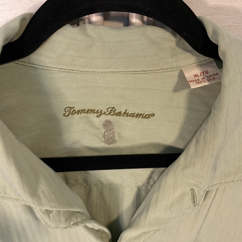 Men’s Tommy Bahama silk, camp shirt, XL see description - Picture 2 of 7